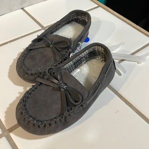 Cat & Jack grey moccasin slippers